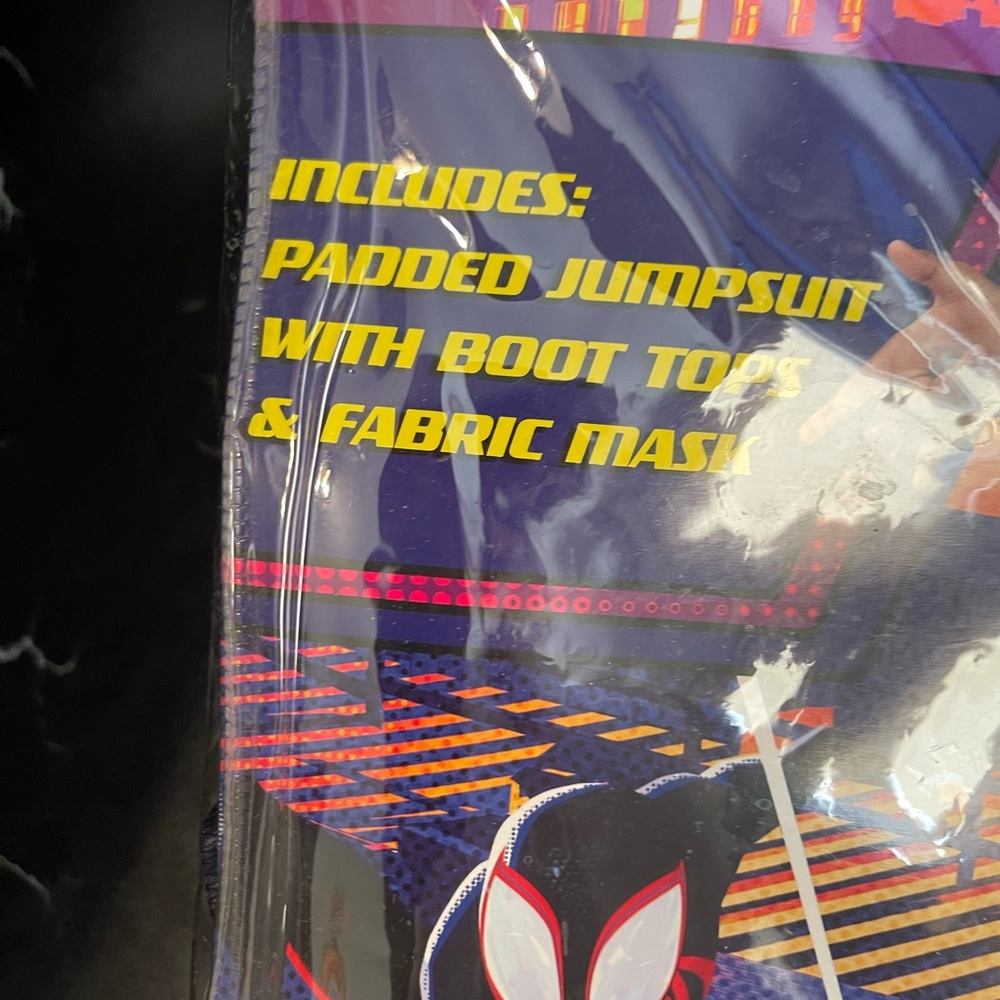 Spider-Man Miles Morales Kids Costume - Black and Red - Picture 5 of 6